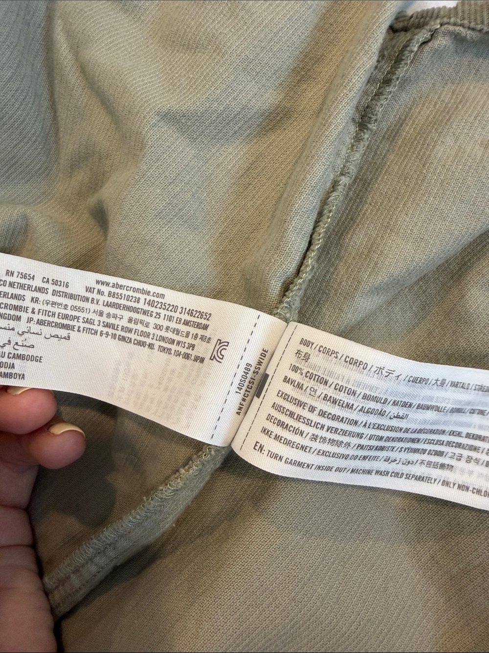 Abercrombie & Fitch Sage Green Corduroy Button-Down - Picture 4 of 4